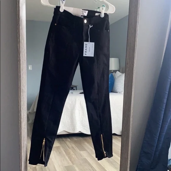 Frame Jeans - Picture 2 of 3